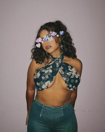 keepinitnejm Nude Leaks Photo 13