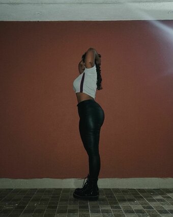 keepinitnejm Nude Leaks Photo 24