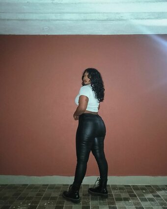 keepinitnejm Nude Leaks Photo 27