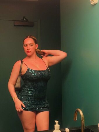 kelliconlon / KellyConlonbass Nude Leaks Photo 24