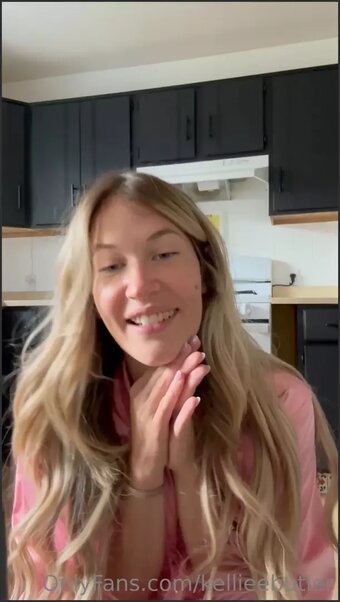 KellieeButler Nude Leaks Photo 10