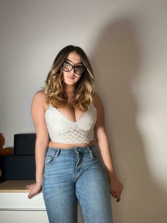 KellyMathews / kellylmatthews Nude Leaks Photo 6