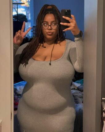 Kellymoonstone / Afr0dyte / kyelloscuro Nude Leaks OnlyFans Photo 17