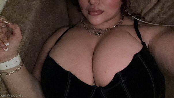 kellyypocket Nude Leaks Photo 1