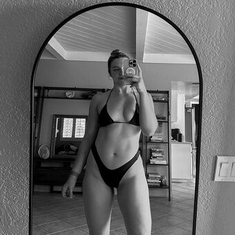 Kendall Reusing / kendallreusing Nude Leaks Photo 7