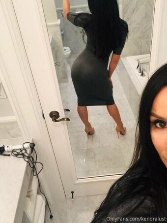 kendralust Nude Leaks Photo 28