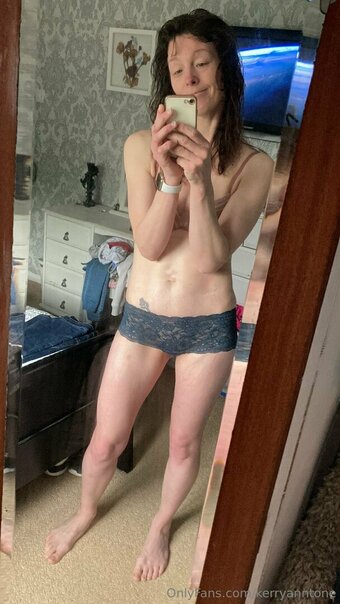 kerryanntone Nude Leaks Photo 2