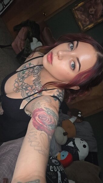 Key Bader / https: / key.bader / snarKEYbetch Nude Leaks Photo 4
