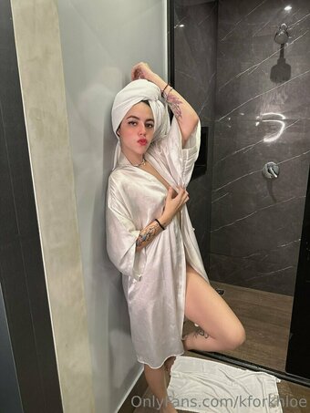 kforkhloe Nude Leaks Photo 4