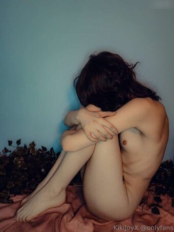 Kikiphobos Nude Leaks Photo 25