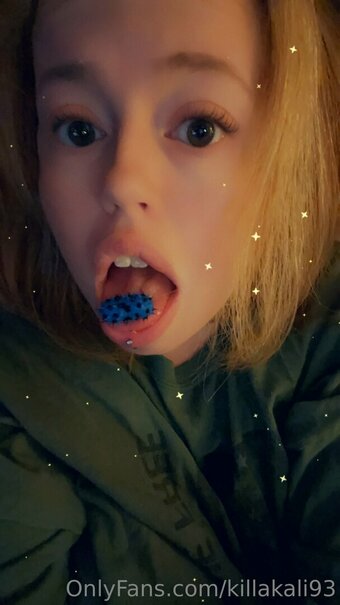 killakali93 / KellNicole6 / areli_uhhhh / kellnicoleyo Nude Leaks OnlyFans Photo 21