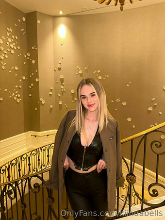 Kindabells / kiindabells Nude Leaks OnlyFans Photo 13