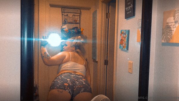 Kinkykinzie2 Kinkykinzie2