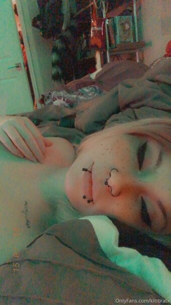kitibratx Nude Leaks Photo 10