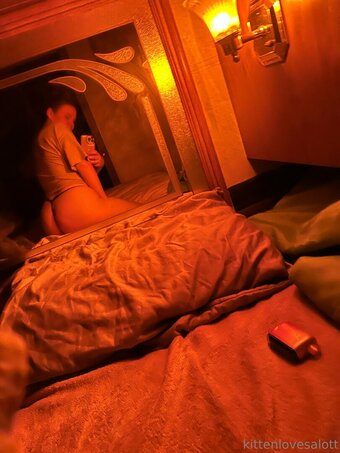 kittenlovesalott kittenlovesalott