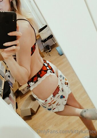 kittykathee Nude Leaks Photo 21