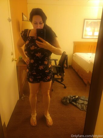 kittylee Nude Leaks Photo 24