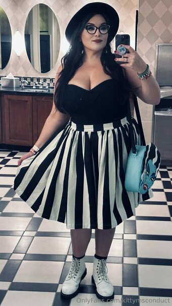 kittymsconduct Nude Leaks Photo 17