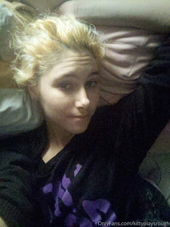 kittyplaysrough Nude Leaks Photo 14