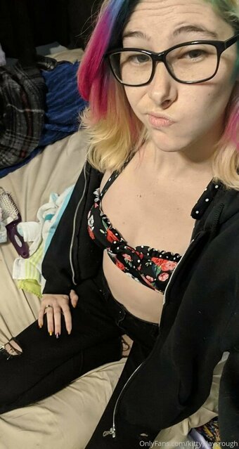 kittyplaysrough Nude Leaks Photo 22