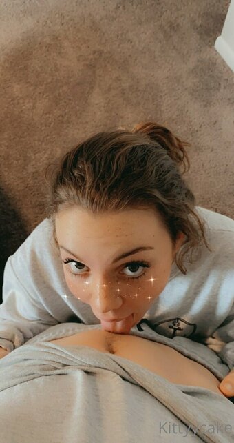 kittyycakee / kittyy Nude Leaks OnlyFans Photo 10