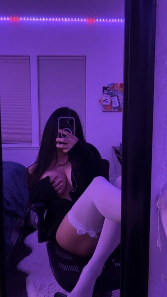 koemi / hystqrical / koemistudio / koemiyaa Nude Leaks OnlyFans Photo 22