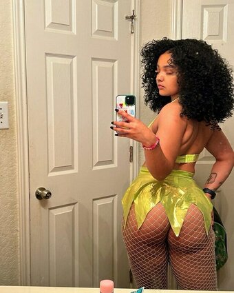Korrects / Unikornkum / https: / korenacoleman / unikorncherries / unikorntypebeat Nude Leaks OnlyFans Photo 26