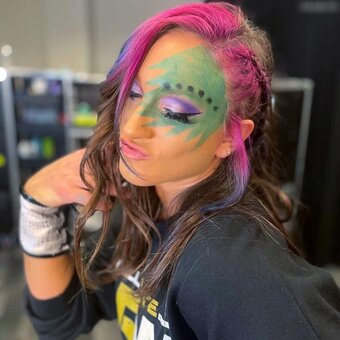 Kris Statlander / callmekrisstat Nude Leaks Photo 24