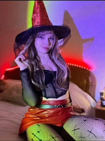 kriscb Nude Leaks Photo 24