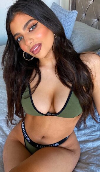 Krissy Bertone / Krissybertone / krissy.bertone Nude Leaks OnlyFans Photo 25