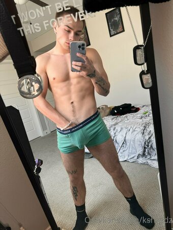 kshredz Nude Leaks Photo 18