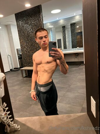 kshredz Nude Leaks Photo 23