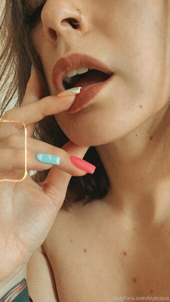 ktylicious Nude Leaks Photo 1
