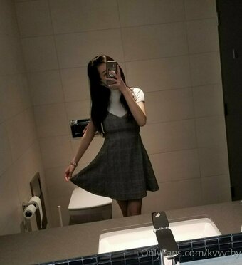 kvvvthy Nude Leaks Photo 16