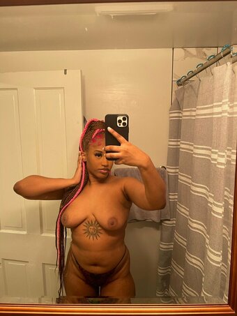 kweenbee982 Nude Leaks Photo 10