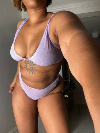 kweenbee982 Nude Leaks Photo 17