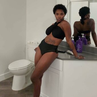 kweenofkings / Rose miller / heykween / https: / kween.ofkings1 / kweenofkings1 Nude Leaks OnlyFans Photo 2