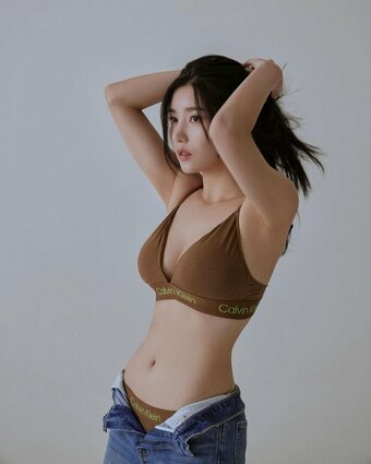 Kwon Eun Bi Nude Leaks Photo 3