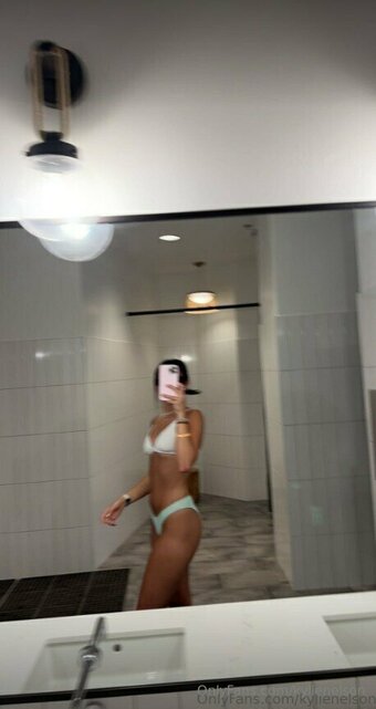 kylienelson / __kylienelson Nude Leaks Photo 2