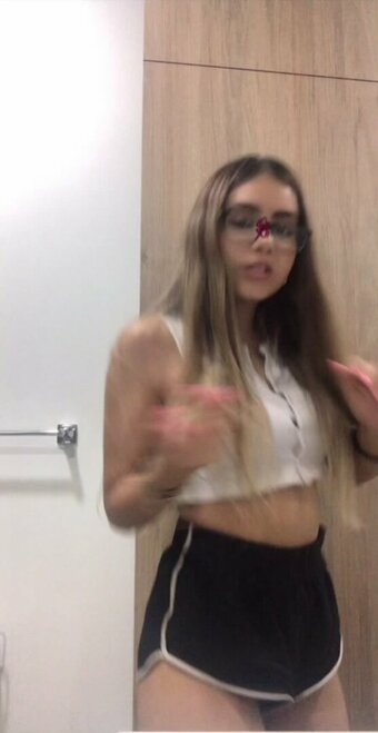 La Parce Nude Leaks Photo 3