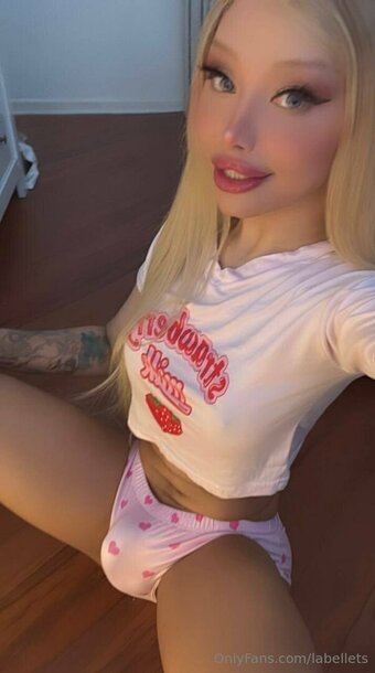 labellets Nude Leaks Photo 22
