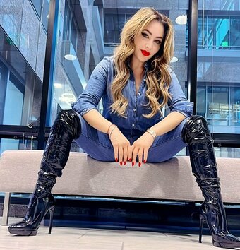 labronca Nude Leaks Photo 3