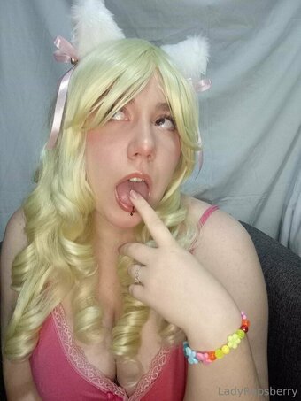 ladyraspberry Nude Leaks Photo 10