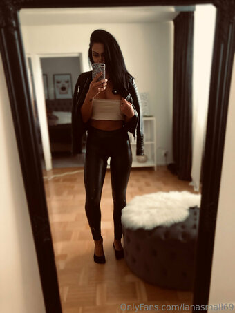 lanasmall69