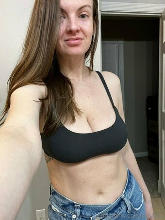 lanatits Nude Leaks Photo 8