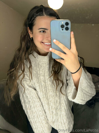 Lapetite / lapetitexx Nude Leaks OnlyFans Photo 2