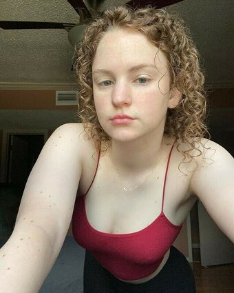 lapindeneigee Nude Leaks Photo 1