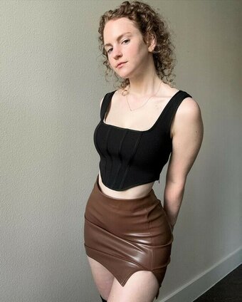 lapindeneigee Nude Leaks Photo 18