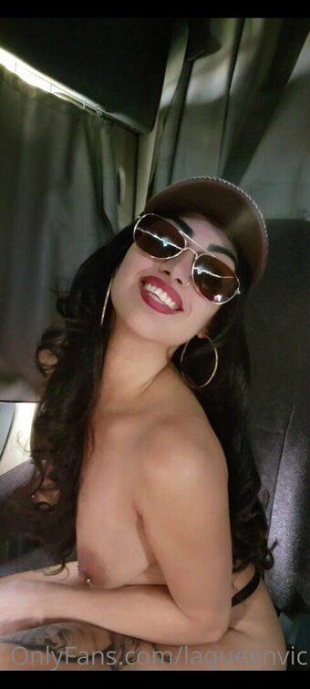 laqueenvic Nude Leaks Photo 7
