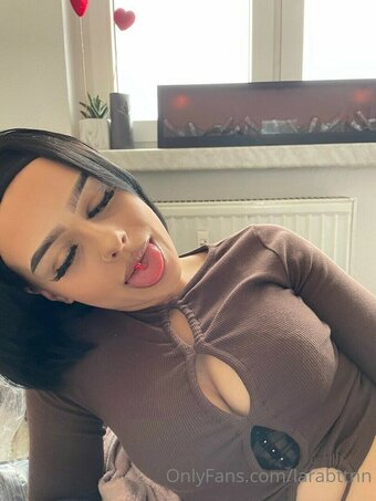 Lara Büttner / larabttnlara / larabttnn Nude Leaks OnlyFans Photo 1